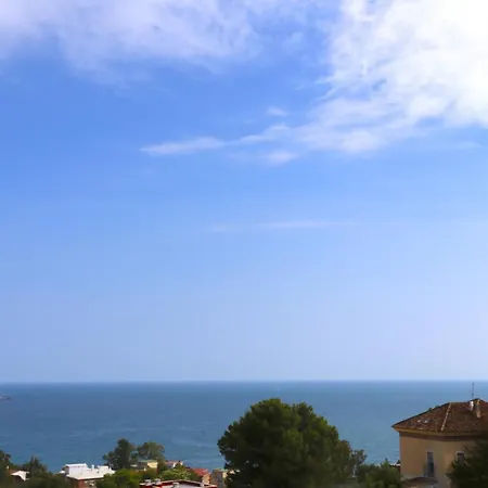 Clavero Two Premium Apartment *
